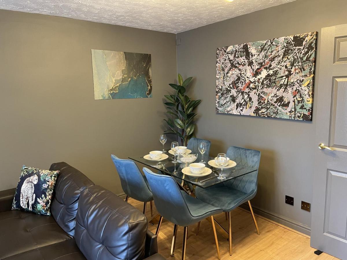 No24 - 2-Bed Boutique Apartment - Hosted By Hutch Lifestyle Leamington Spa Eksteriør billede