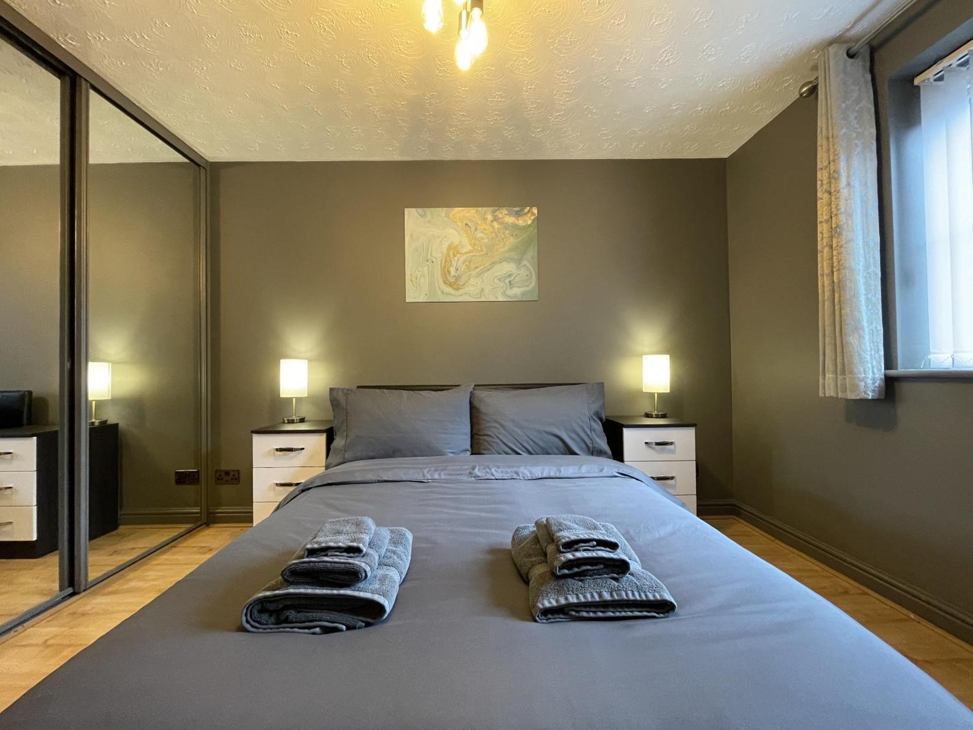 No24 - 2-Bed Boutique Apartment - Hosted By Hutch Lifestyle Leamington Spa Eksteriør billede