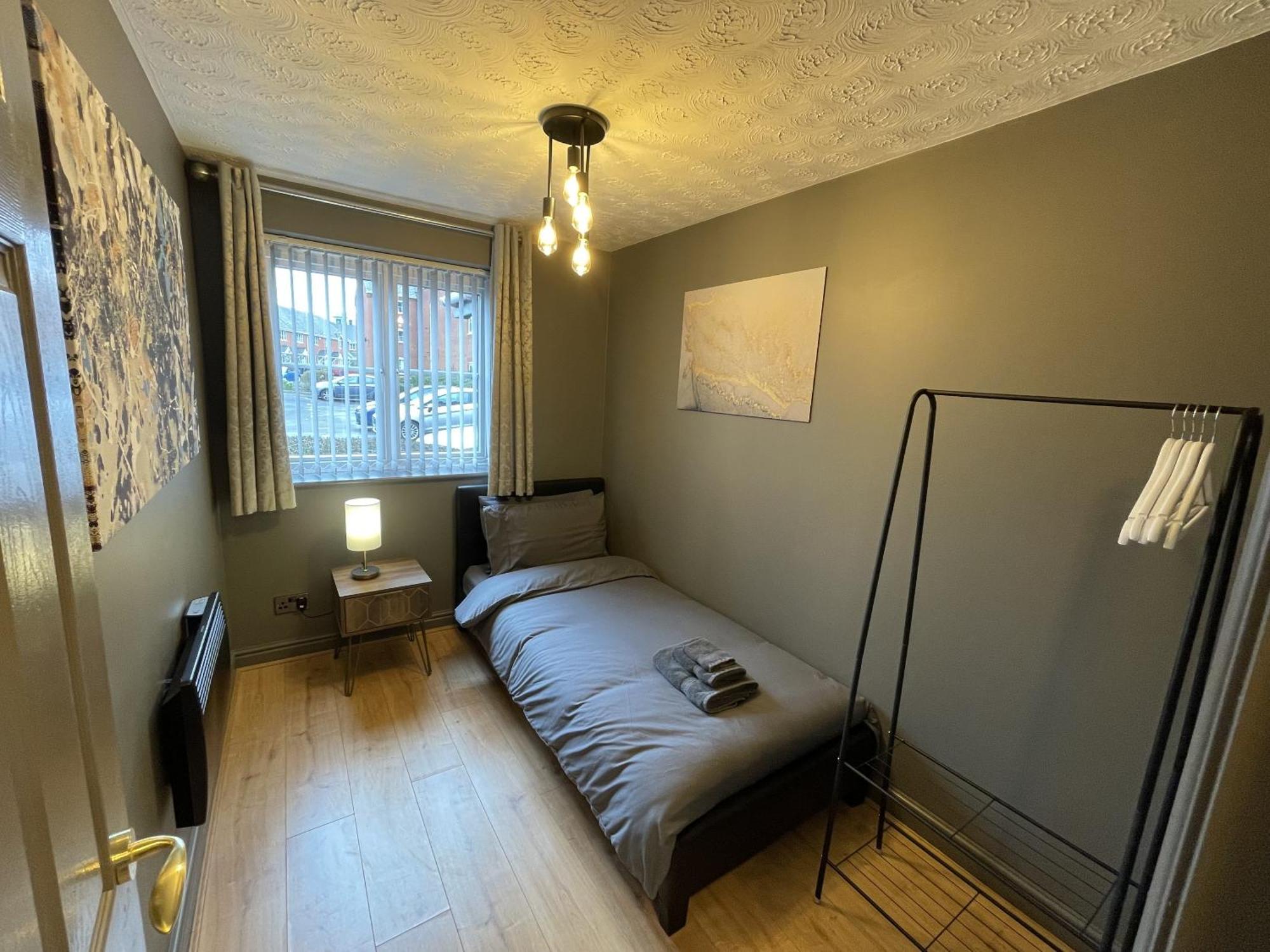 No24 - 2-Bed Boutique Apartment - Hosted By Hutch Lifestyle Leamington Spa Eksteriør billede